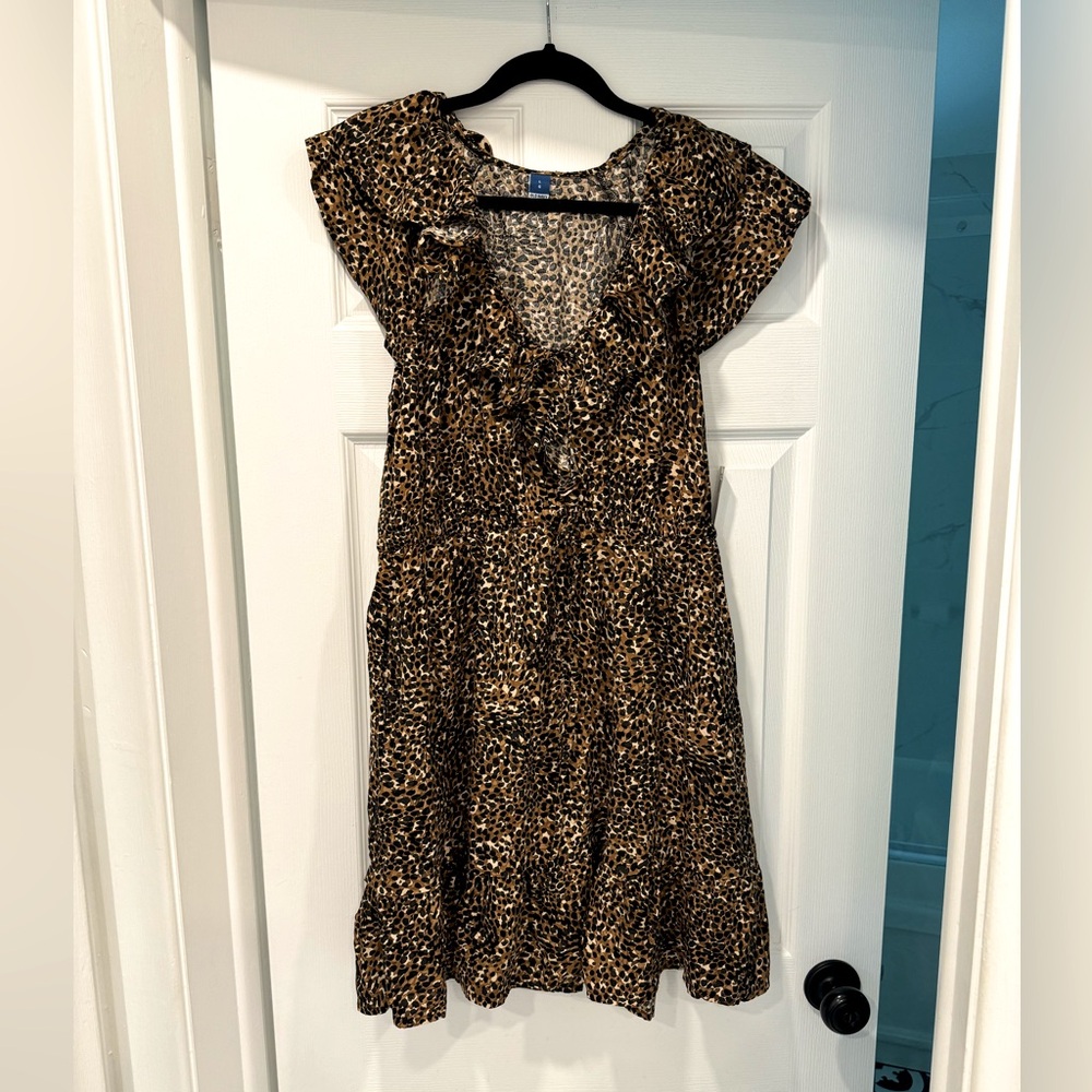 Old Navy Flutter Sleeve Dress